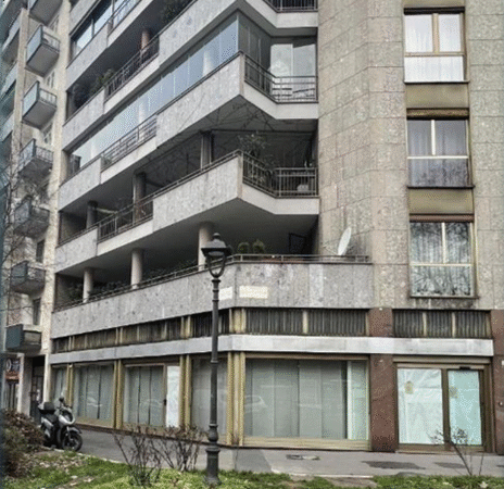 EX SPORTELLO BANCARIO FONDO COLONY PIAZZA CANEVA ANGOLO VIA BIONDI MILANO (2023)