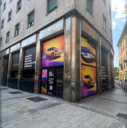 CONDUTTORE RENAULT ITALIA CORSO GARIBALDI 10 MILANO (2024)